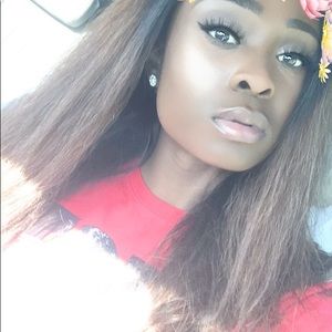 Meet your Posher, Dana